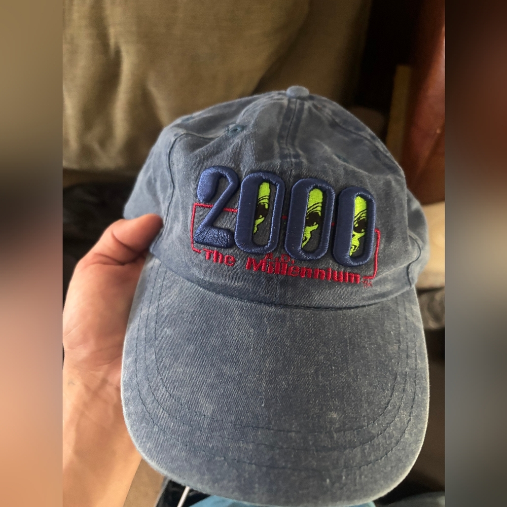 Blue 2000 Millennium Cap